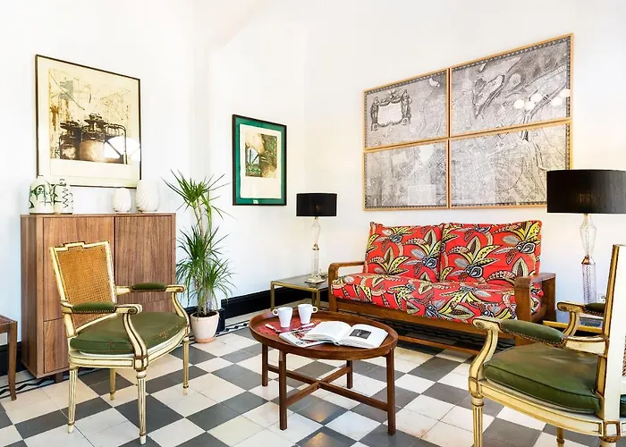 Genteel Home Romanilla